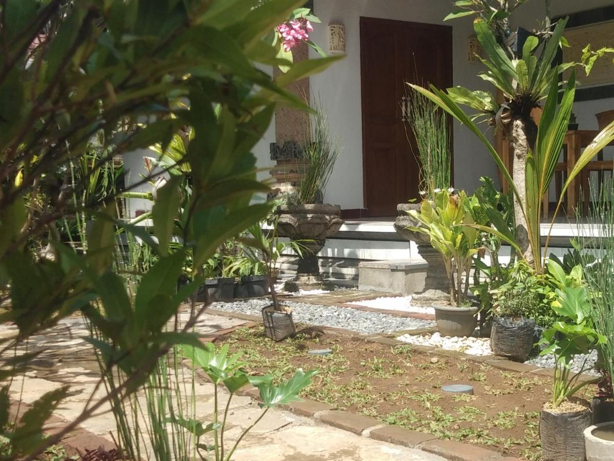 Lebih Serongga Guest House מראה חיצוני תמונה
